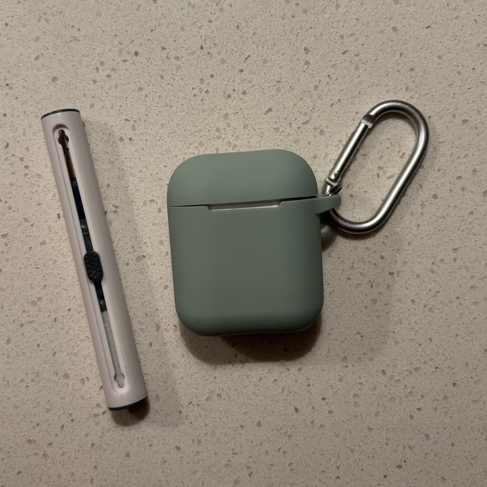 Apple AirPods 2nd Generation With Case and Cleaning Tool